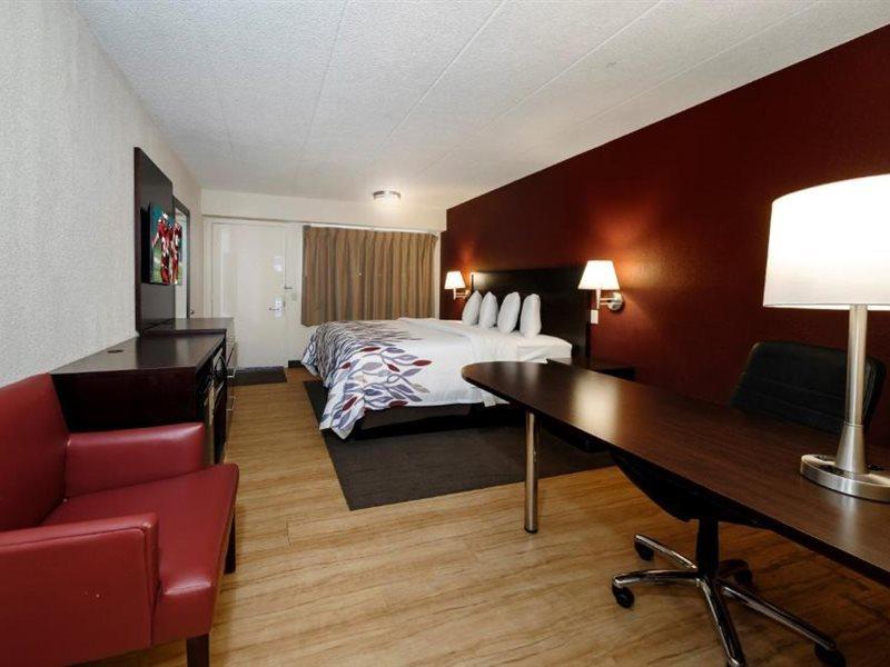 Red Roof Inn Lansing East - Msu Exteriör bild